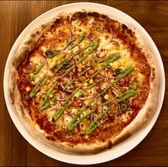 Garlic Chicken & Chorizo Pizza